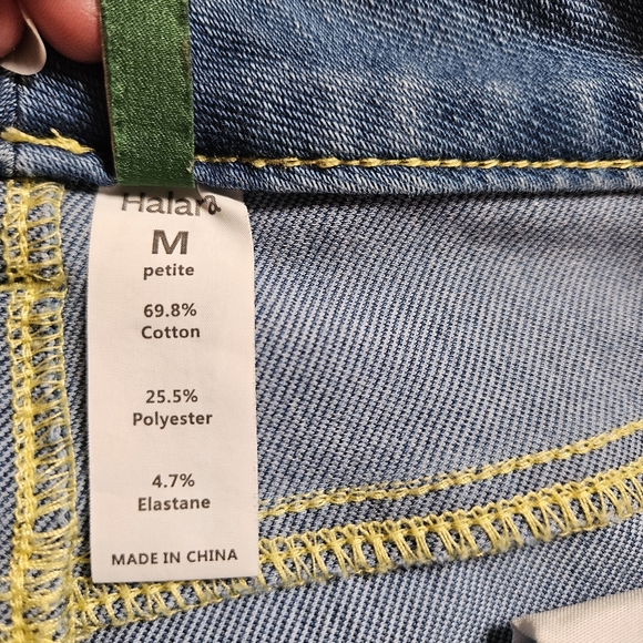 Halara Women's Pull On Straight Leg Stretch Blue Jeans Medium High Rise Soft - Picture 7 of 10